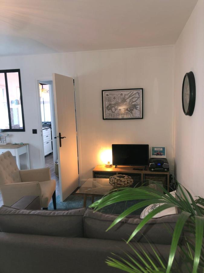 Port Marie Apartamento Granville Exterior foto